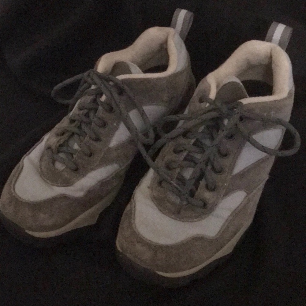 L L Bean Hiking Sneaker